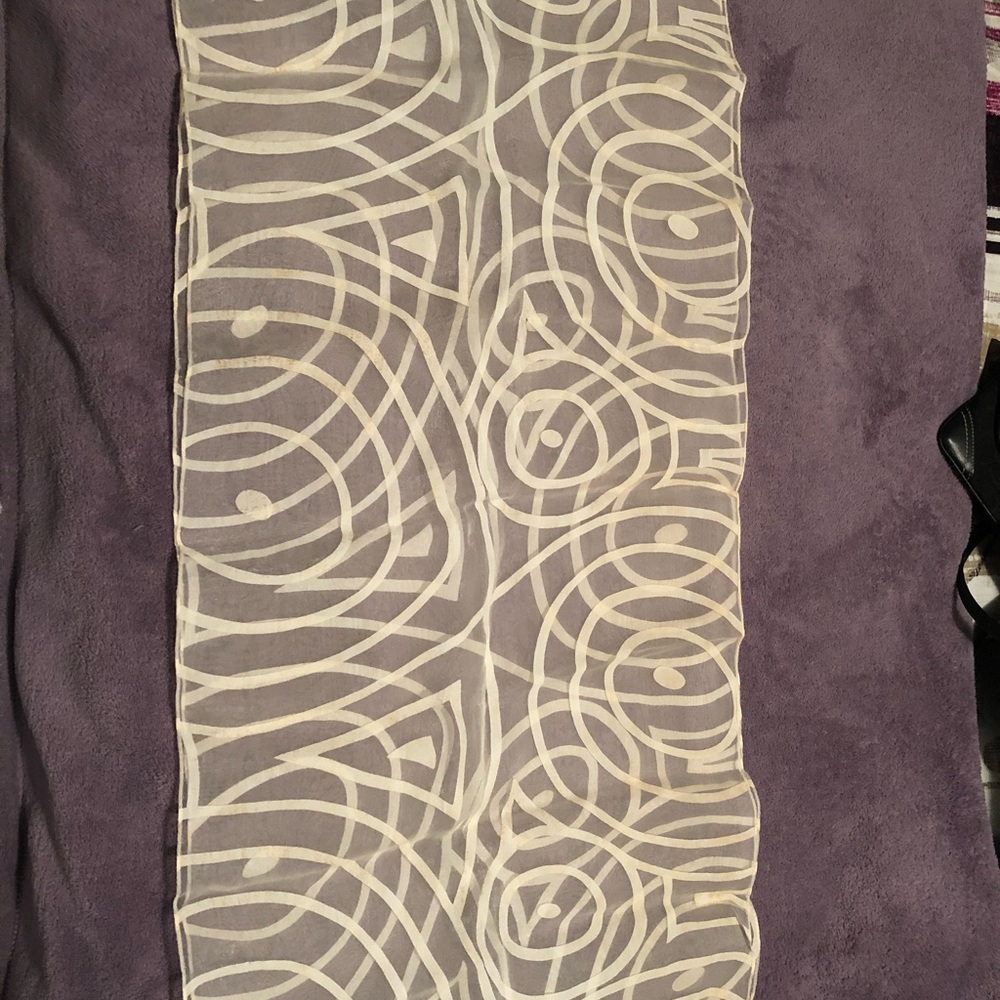 Scarf - Picture 3 of 4